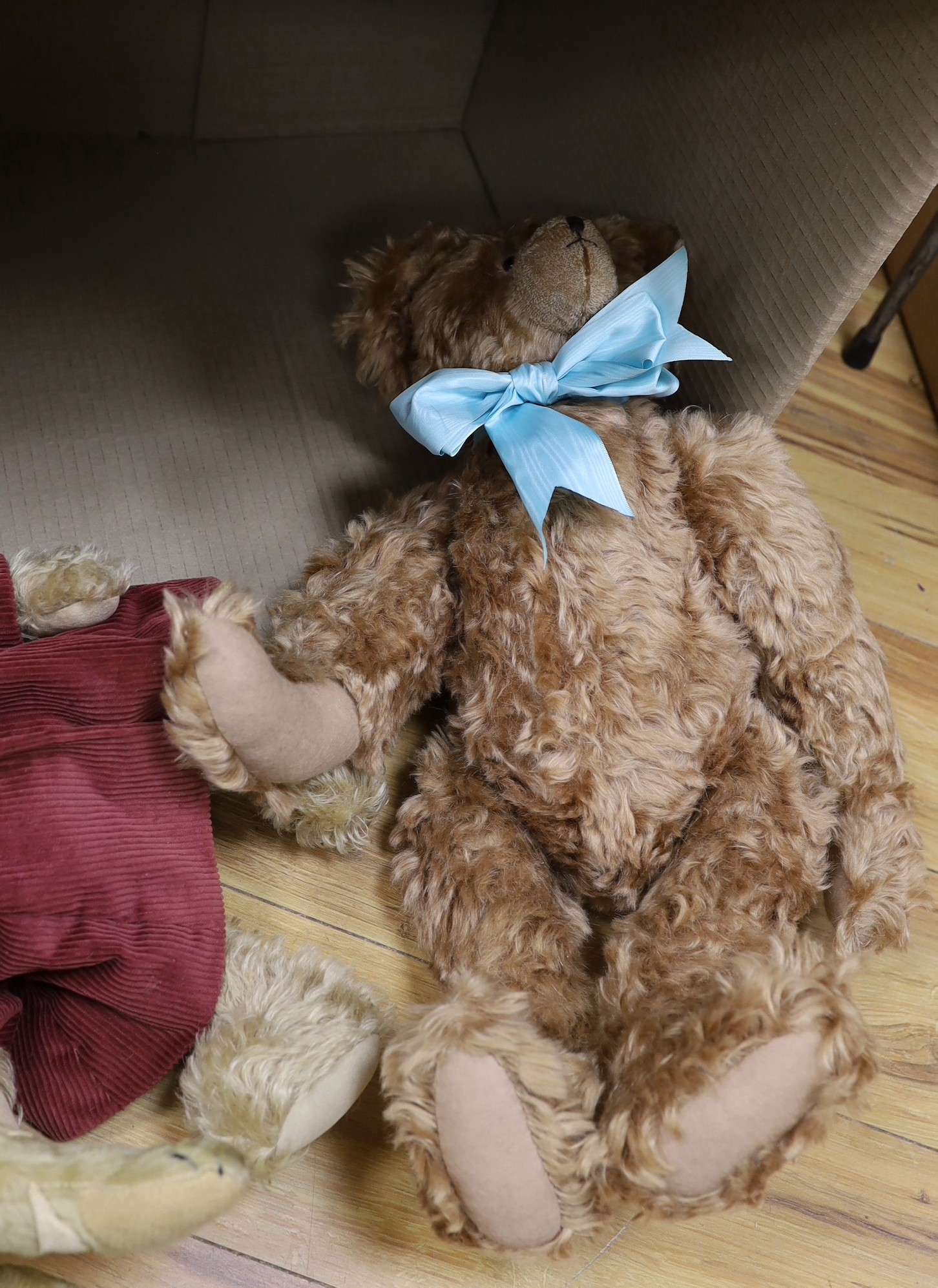 Assorted artist bear, Jo Bear, Bully bear - 6 in lot